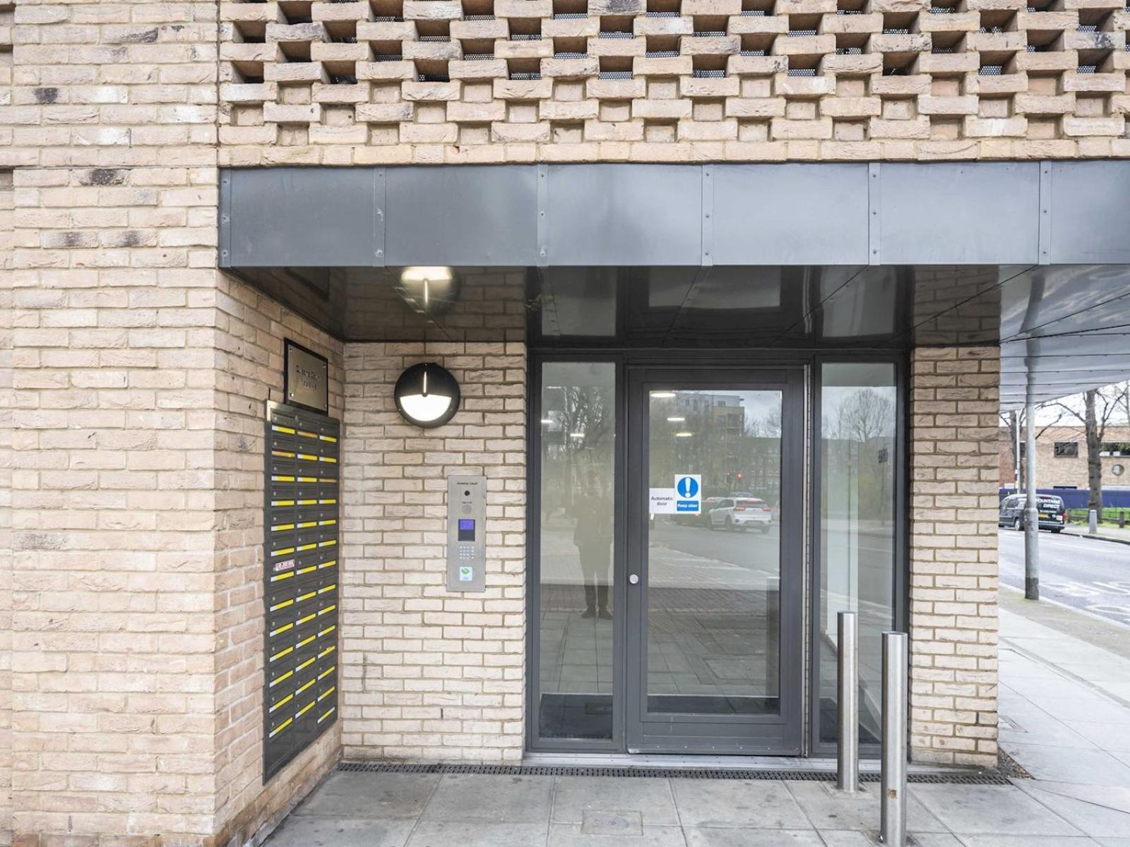 London Apartment Near Tower Bridge And Tube Pass The Keys Esterno foto