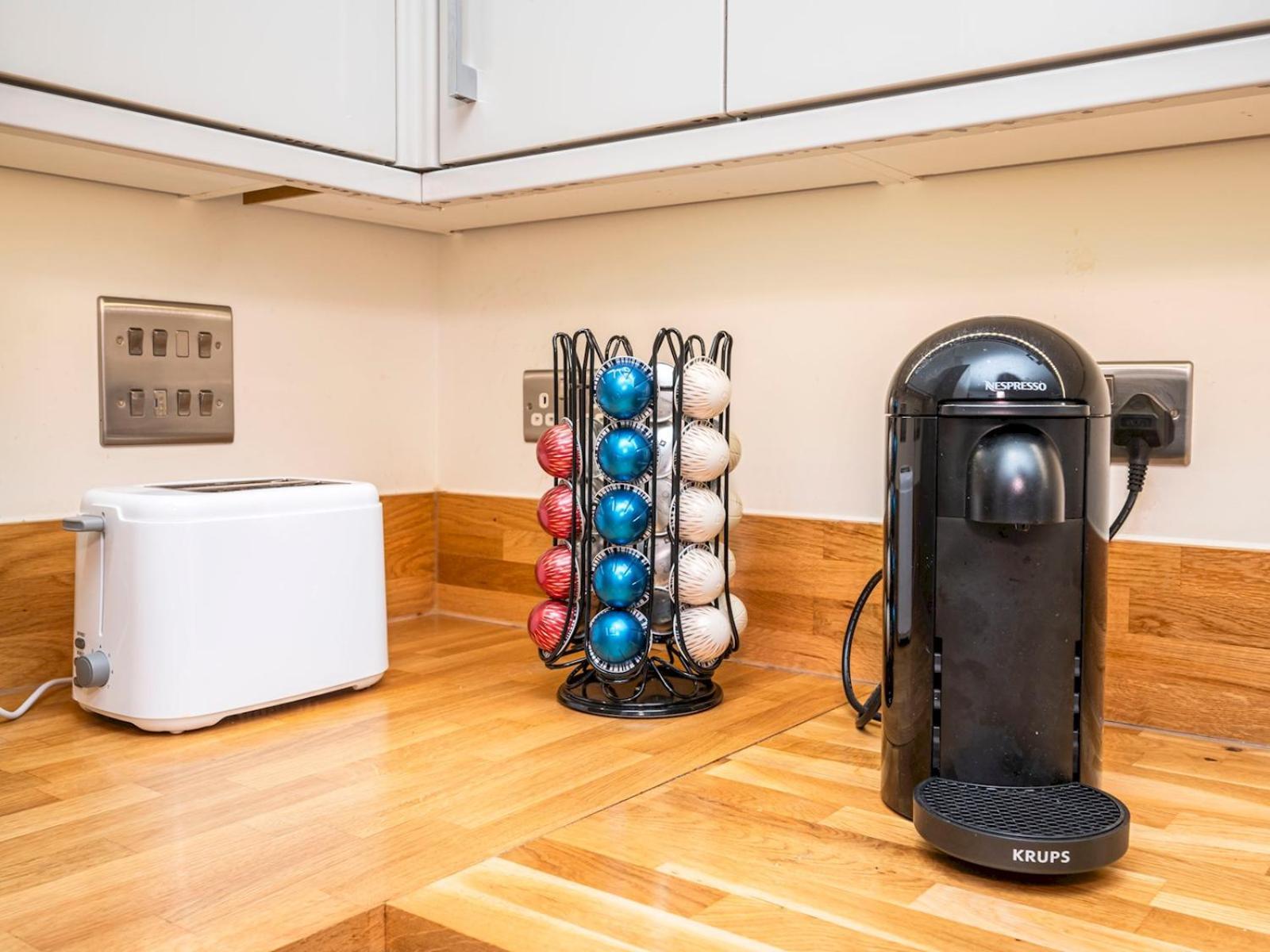 London Apartment Near Tower Bridge And Tube Pass The Keys Esterno foto