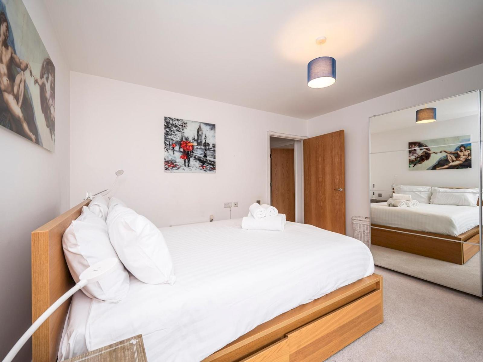 London Apartment Near Tower Bridge And Tube Pass The Keys Esterno foto