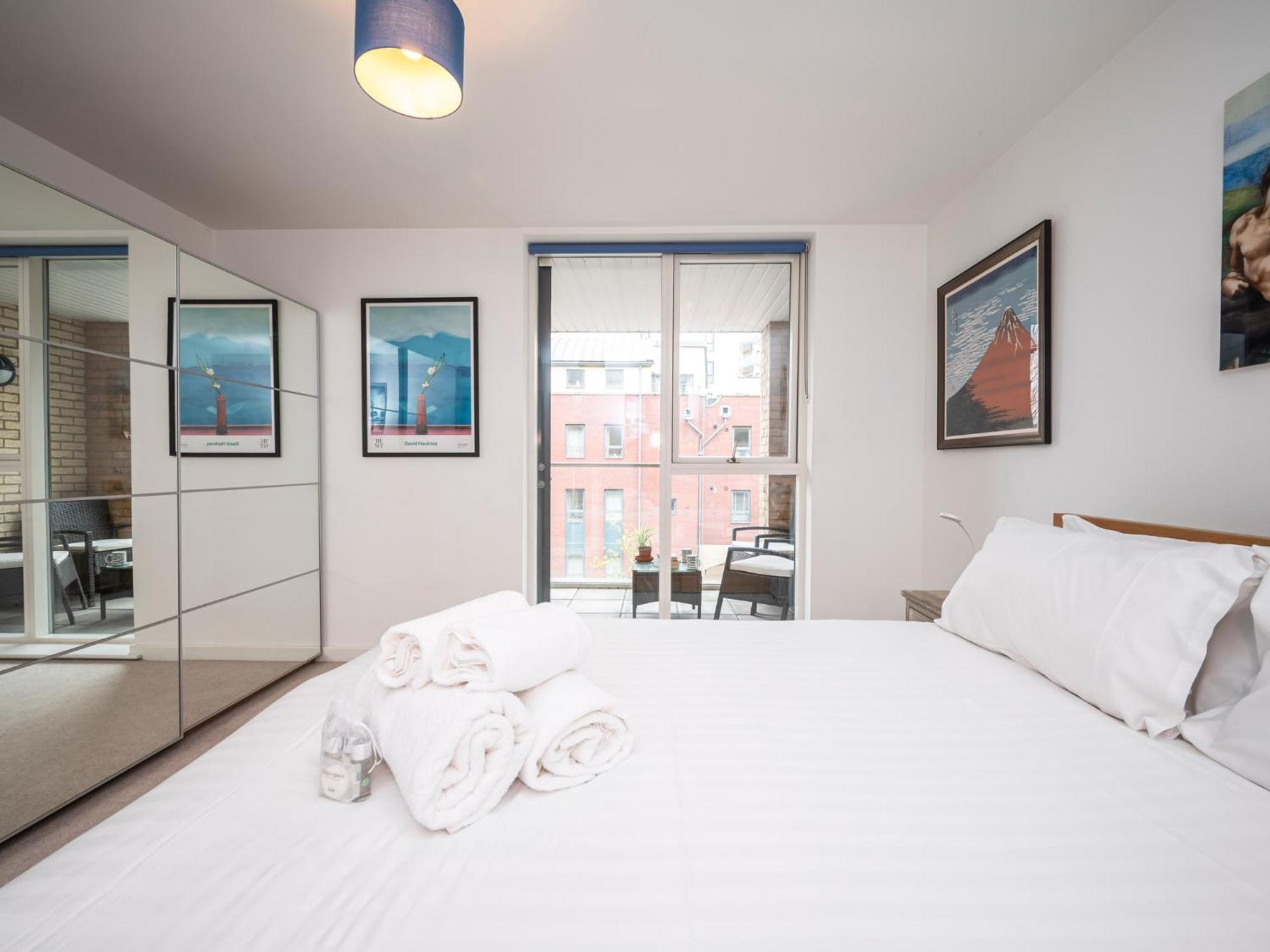 London Apartment Near Tower Bridge And Tube Pass The Keys Esterno foto